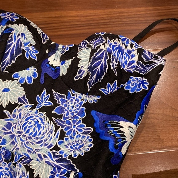 Dress The‎ Population / braelyn floral embroidered red tiered mini dress XS - Picture 11 of 11